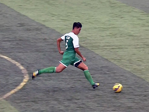 Mens Football: AdU vs DLSU - December 4, 2014